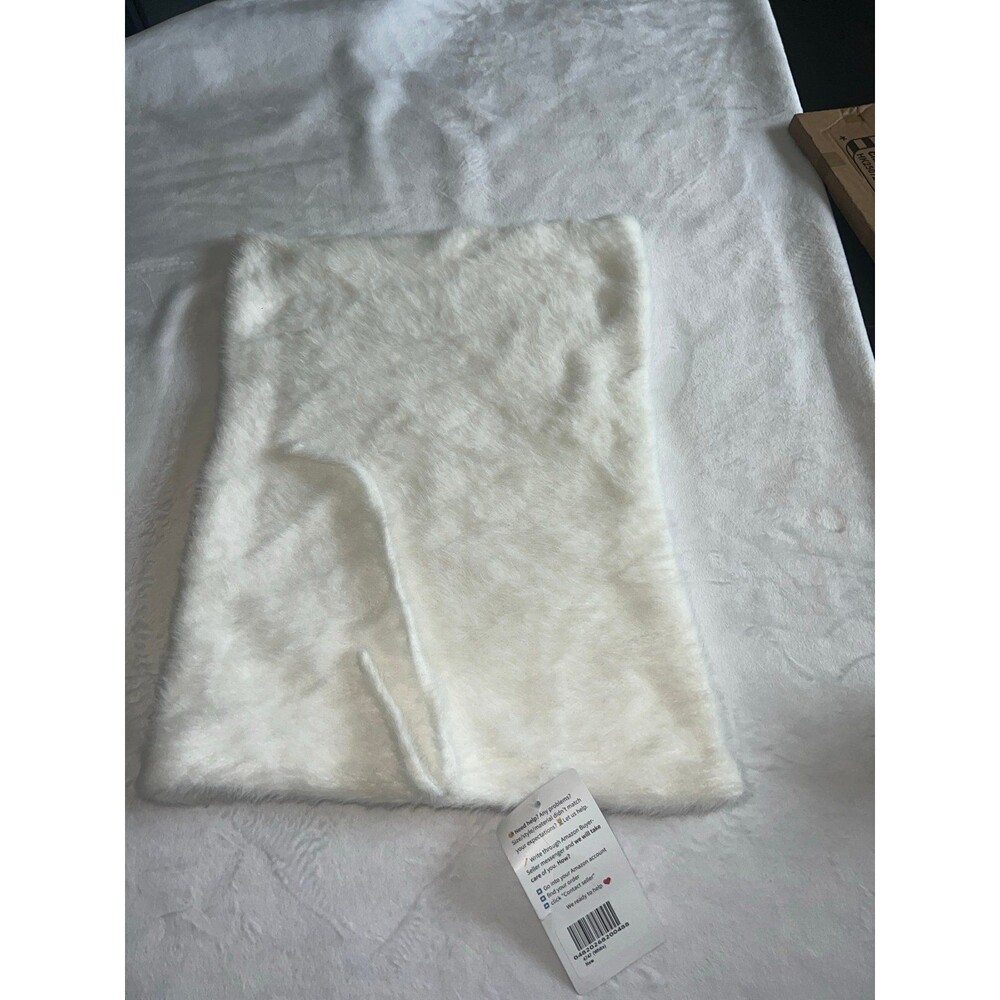 Winter hood/scarf  NWT